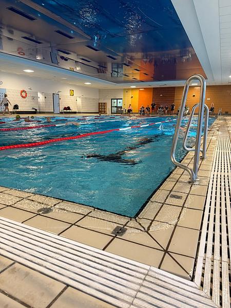 1. 12h-Neujahrsschwimmen 2025