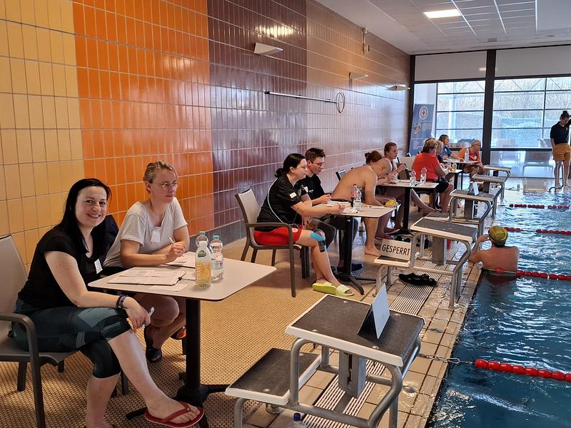 1. 12h-Neujahrsschwimmen 2025