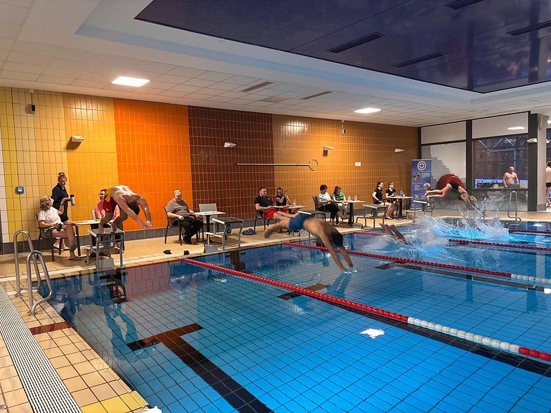 1. 12h-Neujahrsschwimmen 2025